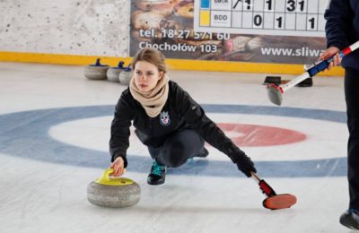 Więcej o: Curling na Srebrnej Tafli (Zmiana godziny zajęć na lodowisku)